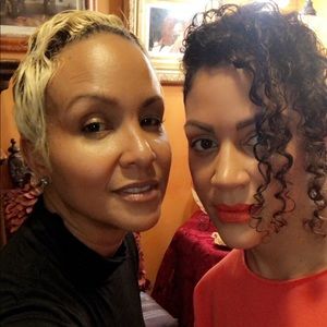 Meet your Posher, Monica